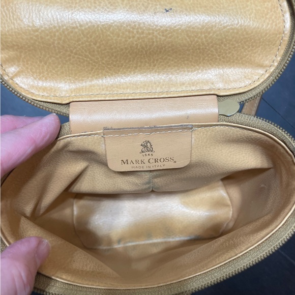 Vintage Mark Cross Crossbody Bag Beige Leather and Canvas Small 6.5” x 8” x 3” - Picture 14 of 14